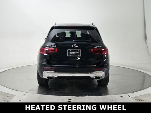 Certified 2025 Mercedes-Benz GLB 250 4MATIC image 5