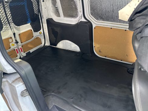 Used 2016 Ford Transit Connect XL image 14