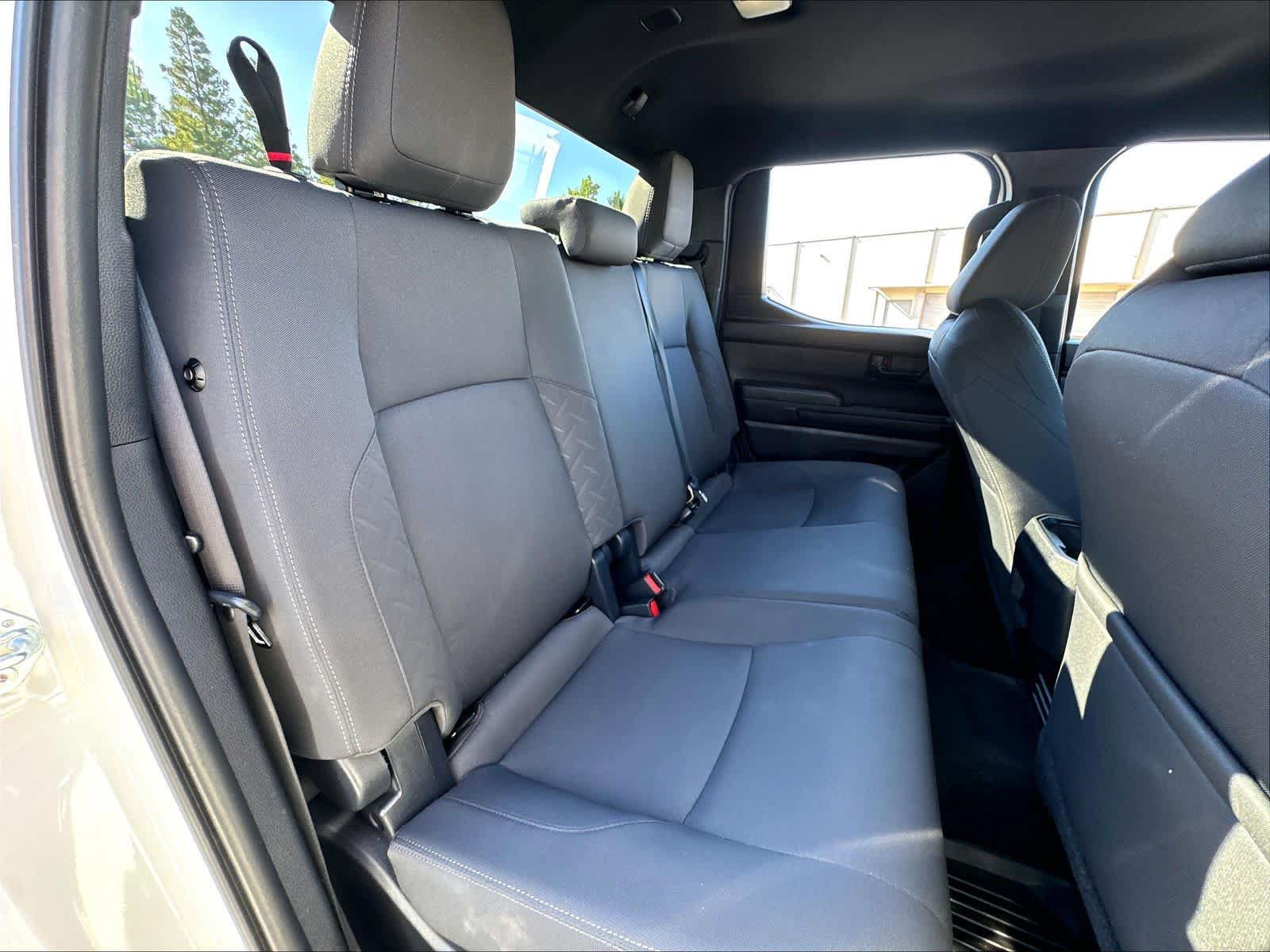 Used 2025 Toyota Tacoma SR5 AWD/4WD image 30