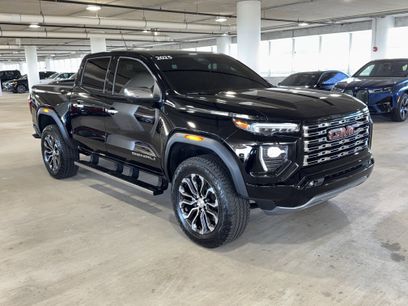 Used 2025 GMC Canyon Denali