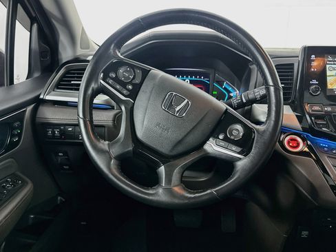 Used 2019 Honda Odyssey Elite image 17