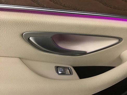 Used 2022 Mercedes-Benz E 350 4MATIC Sedan w/ AMG Line Exterior image 30