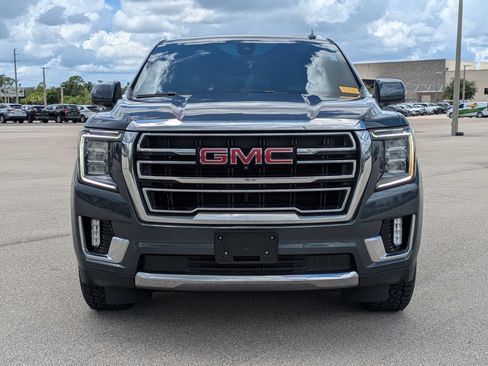 Used 2021 GMC Yukon SLT w/ SLT Luxury Plus Package AWD/4WD image 3