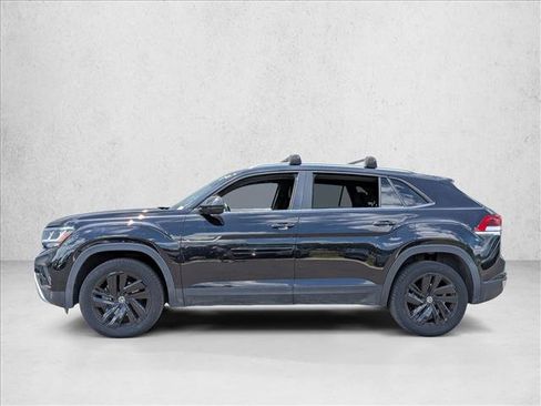 Used 2023 Volkswagen Atlas Cross Sport SE FWD image 2