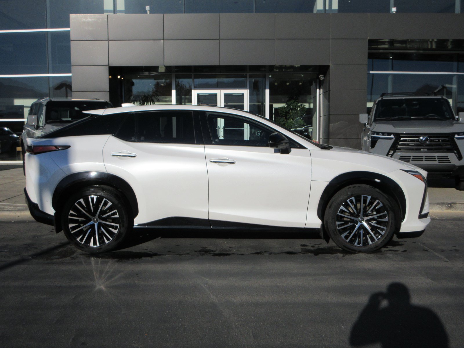 Used 2023 Lexus RZ 450e Premium w/ Accessory Package (Z1) AWD/4WD image 11