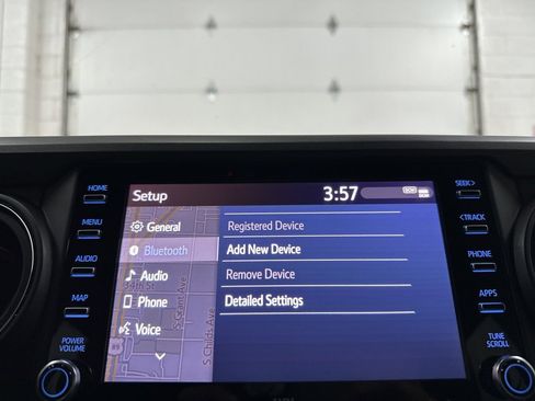 Used 2020 Toyota Tacoma TRD Off-Road image 30