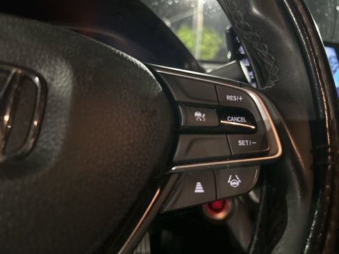 Used 2021 Honda Accord Sport image 10