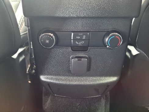 Certified 2019 Ford Explorer XLT w/ XLT Sport Appearance Package AWD/4WD image 13