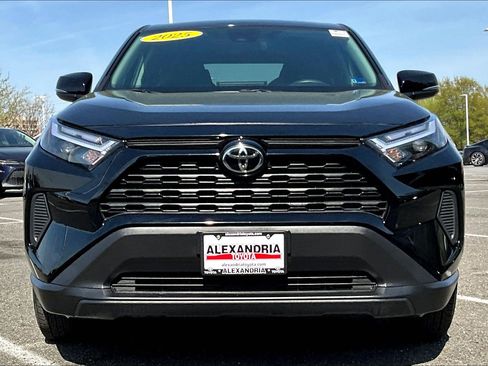 Used 2025 Toyota RAV4 LE image 3