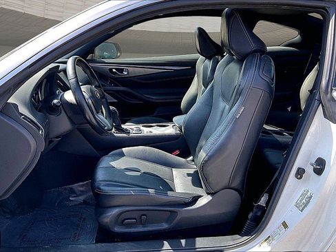 Used 2018 INFINITI Q60 3.0t Luxe image 48