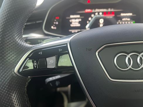 Used 2022 Audi S6 Premium Plus image 14