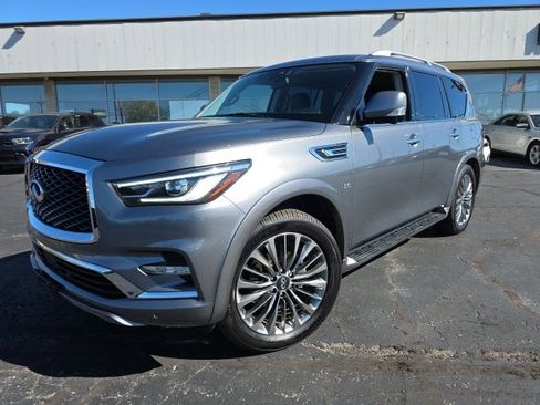 Used 2018 INFINITI QX80 4WD w/ Driver Assistance Package image 2