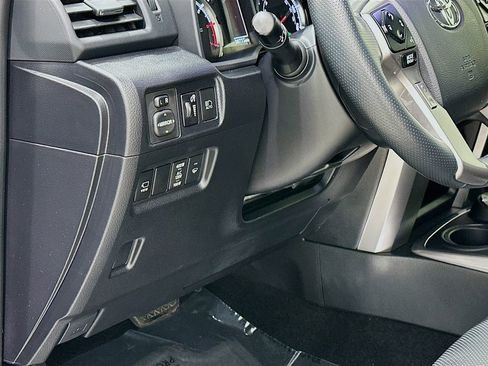 Used 2024 Toyota 4Runner Limited image 10