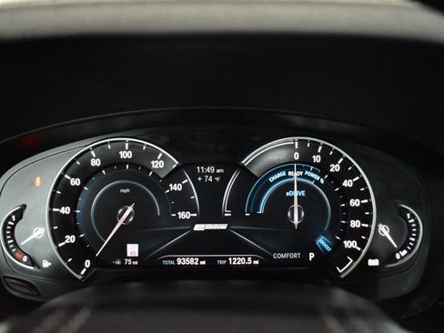 Used 2018 BMW 530e xDrive AWD/4WD image 17