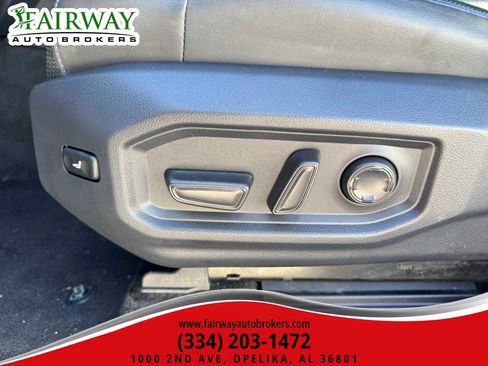 Used 2022 Toyota Tundra Platinum w/ Advanced Package image 16