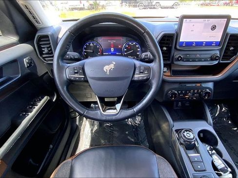 Used 2023 Ford Bronco Sport Outer Banks AWD/4WD image 5