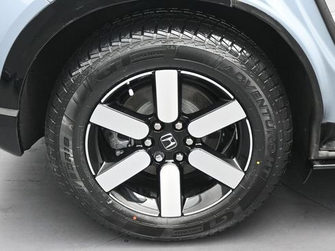 Used 2024 Honda Prologue Touring image 10