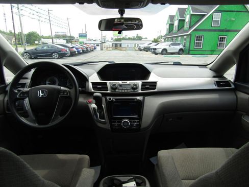 Used 2016 Honda Odyssey EX image 13