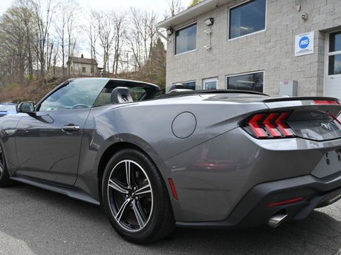 Used 2024 Ford Mustang Premium RWD image 4