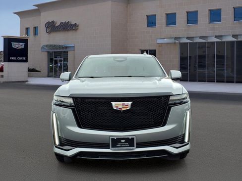 Used 2023 Cadillac Escalade ESV Sport Platinum AWD/4WD image 2