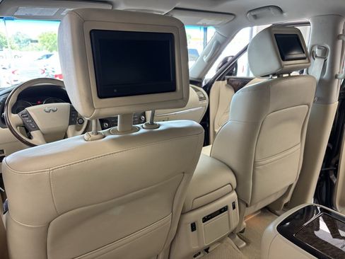 Used 2014 INFINITI QX80 2WD w/ Deluxe Touring Package image 28