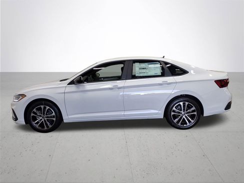 New 2025 Volkswagen Jetta Sport image 9