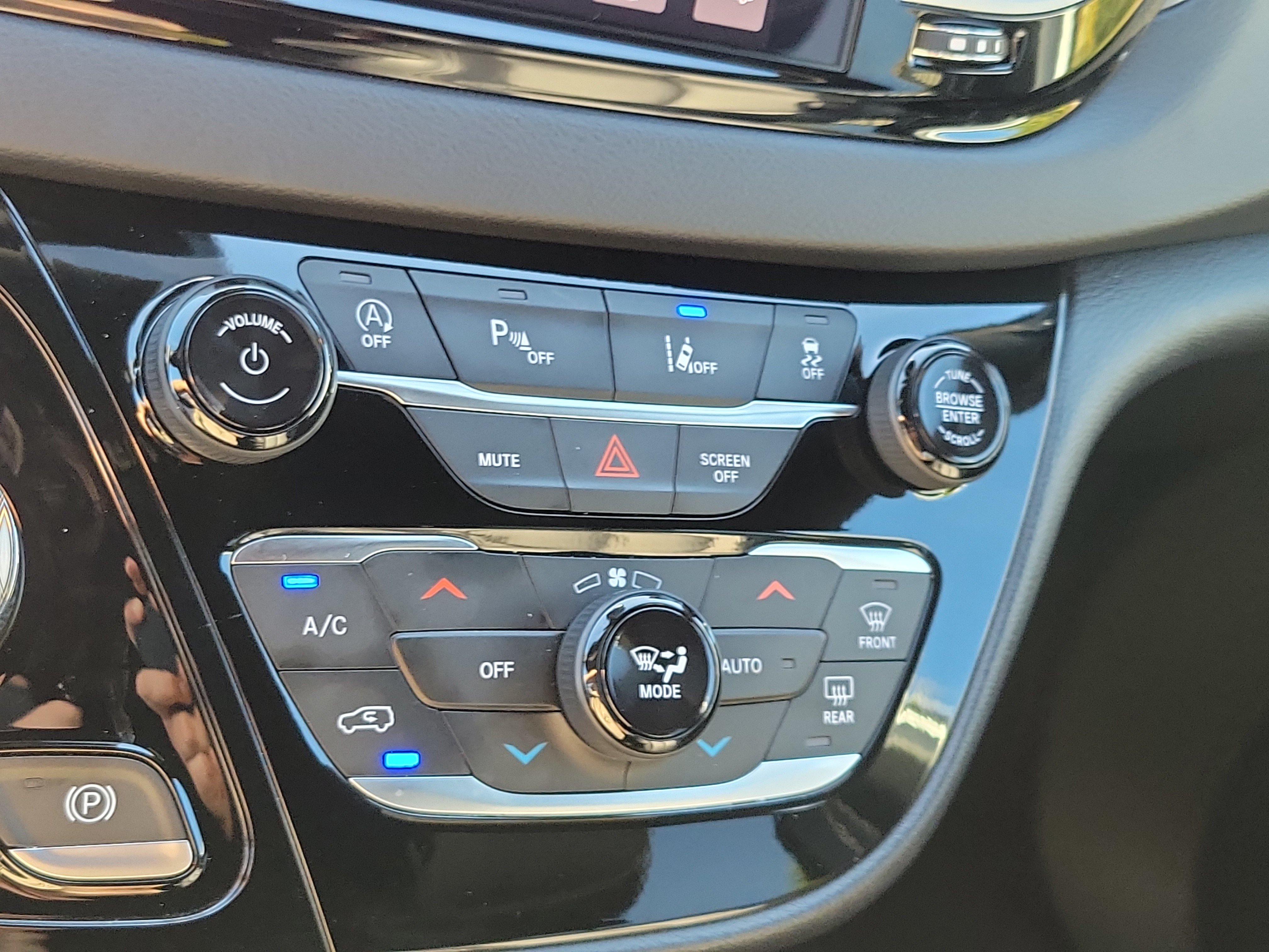 Used 2026 Chrysler Pacifica Select w/ S Appearance Package FWD image 22