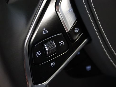 Used 2025 Chevrolet Corvette Z06 RWD image 16