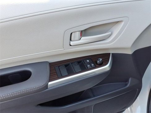Used 2023 Toyota Sienna LE image 13