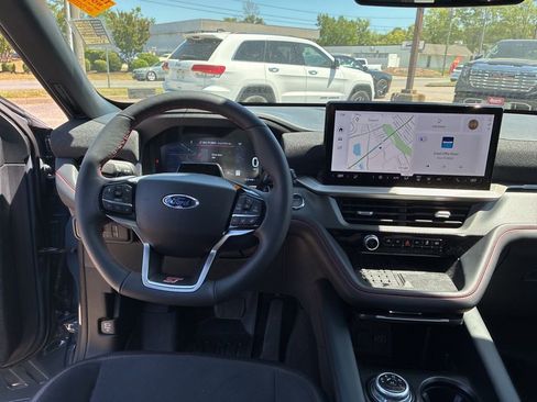 Used 2025 Ford Explorer ST w/ Sun And Sound Package image 28