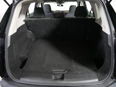 Used 2022 Nissan Rogue S AWD/4WD image 18