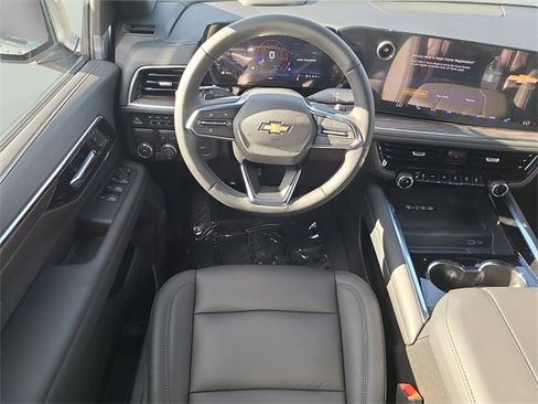 New 2026 Chevrolet Suburban LT w/ Comfort Package image 19