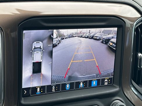 Used 2023 Chevrolet Silverado 3500 High Country image 19