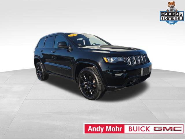 Used 2021 Jeep Grand Cherokee Altitude AWD/4WD image 2