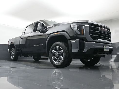 New 2026 GMC Sierra 2500 SLT w/ SLT Convenience Package image 28