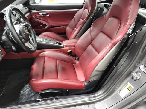 Used 2017 Porsche 718 Cayman S RWD image 23