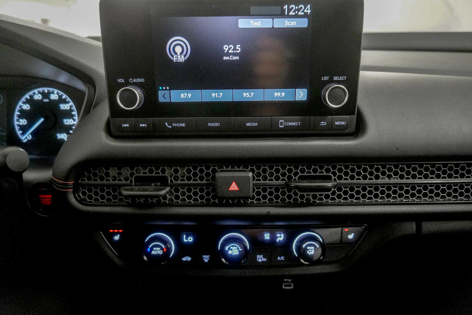 Used 2024 Honda HR-V Sport image 23
