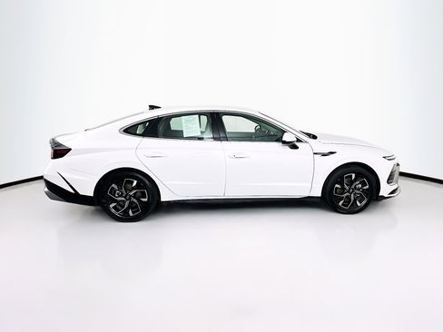 Used 2025 Hyundai Sonata SEL image 10