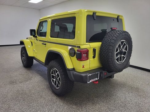 Used 2024 Jeep Wrangler Rubicon image 8