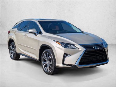 Used 2017 Lexus RX 350 FWD w/ Premium Package image 3