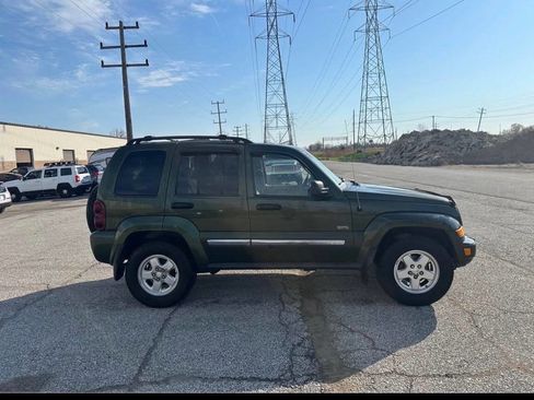Used 2006 Jeep Liberty Sport image 6