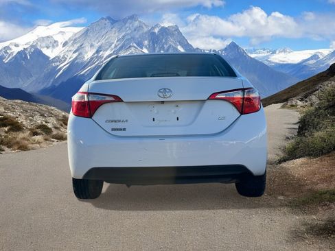 Used 2016 Toyota Corolla LE image 5