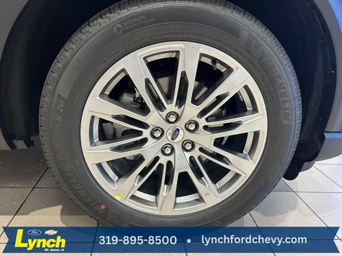 New 2026 Ford Explorer Active AWD/4WD image 25