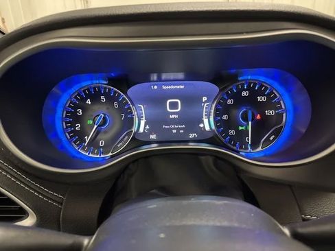 Used 2026 Chrysler Pacifica Select w/ S Appearance Package AWD/4WD image 14