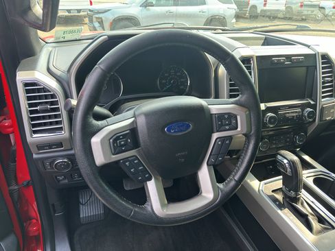Used 2015 Ford F150 Lariat AWD/4WD image 17