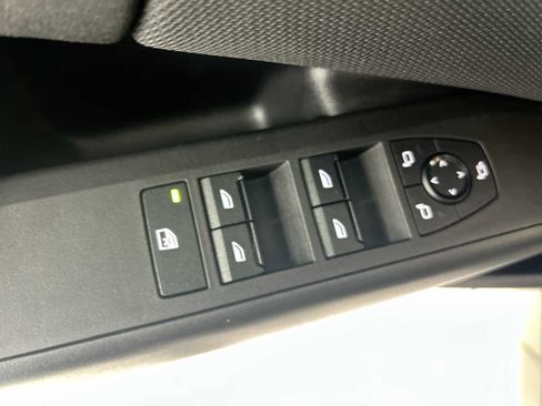 Used 2025 BMW X3 xDrive30i w/ Premium Package image 15