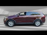 Used 2020 Kia Sorento LX image 2