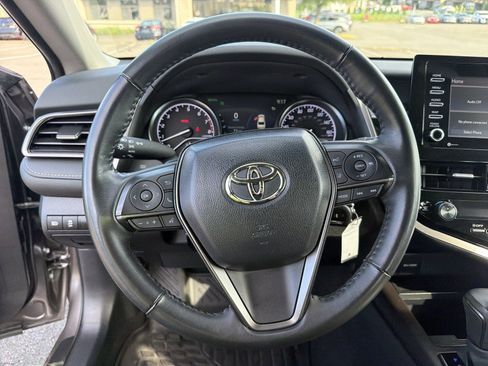 Used 2024 Toyota Camry SE w/ Cold Weather Package AWD/4WD image 18