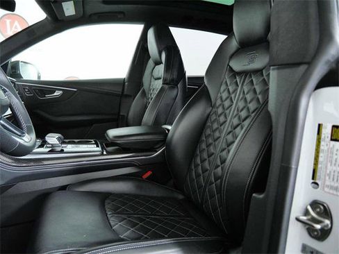Used 2023 Audi SQ8 Prestige w/ Prestige Package image 17