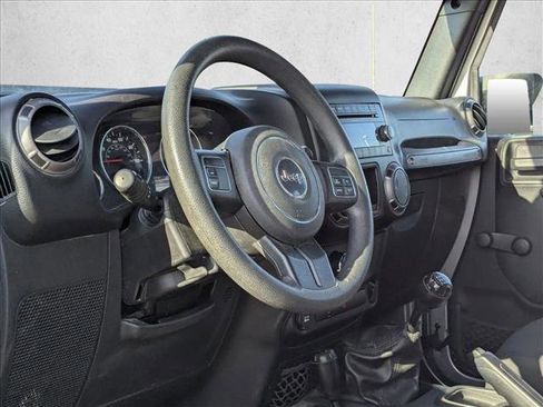 Used 2017 Jeep Wrangler Unlimited Sport image 9